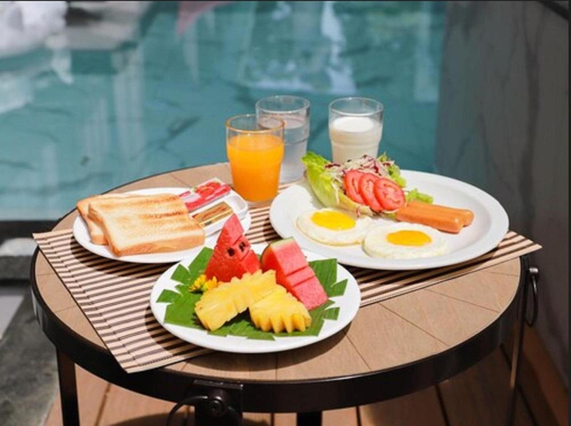 Tour De Phuket Hotel - Sha Plus Thalang Esterno foto