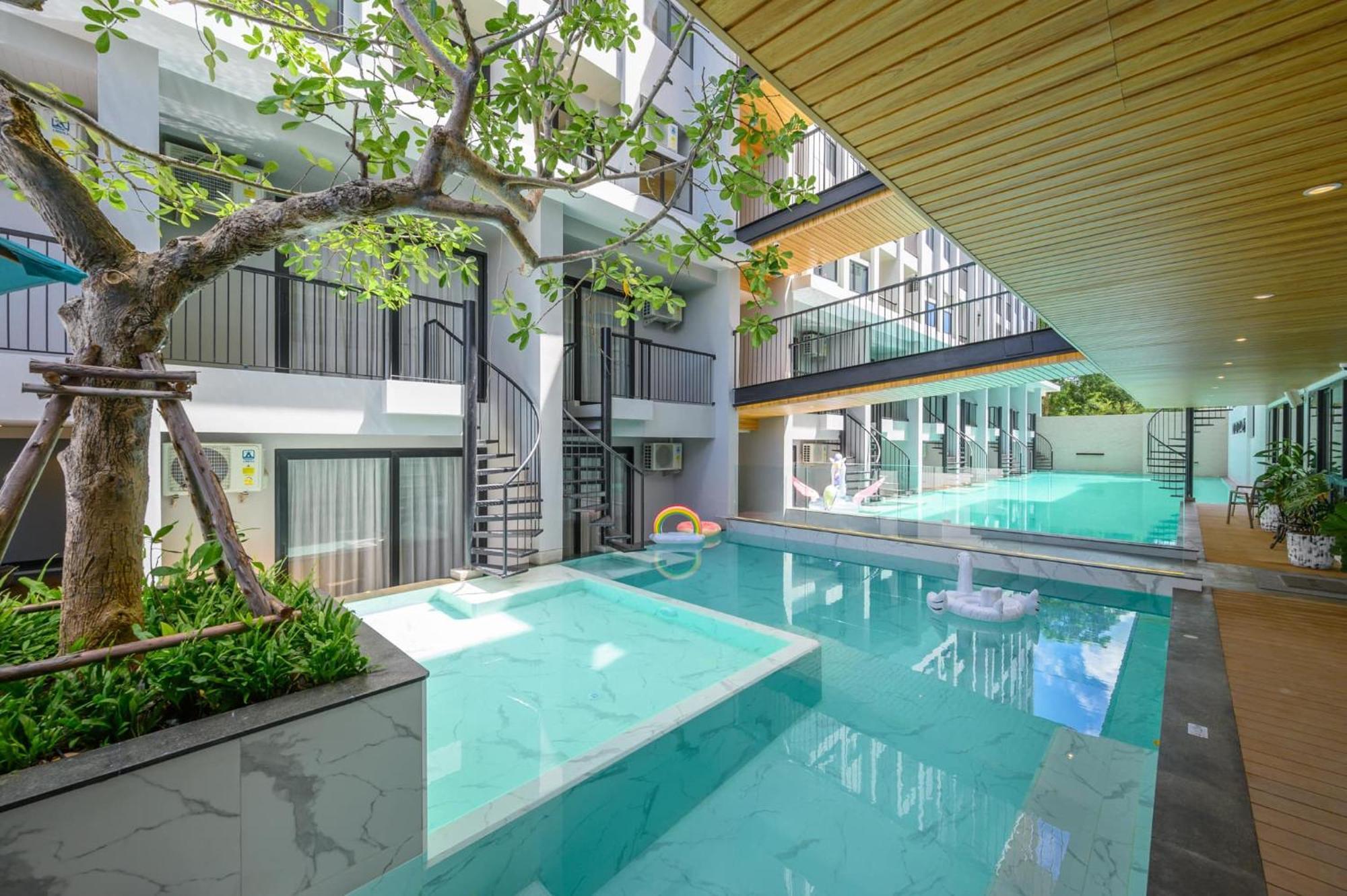 Tour De Phuket Hotel - Sha Plus Thalang Esterno foto